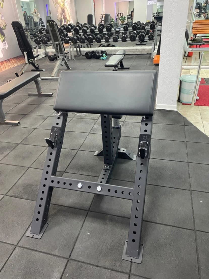 Scott Curl Sehpası - Sehpa - METALGYM (alternatif görsel)