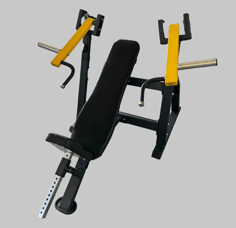 Incline Chest Press Maschine - Scheibenbelastete Maschinen - METALGYM
