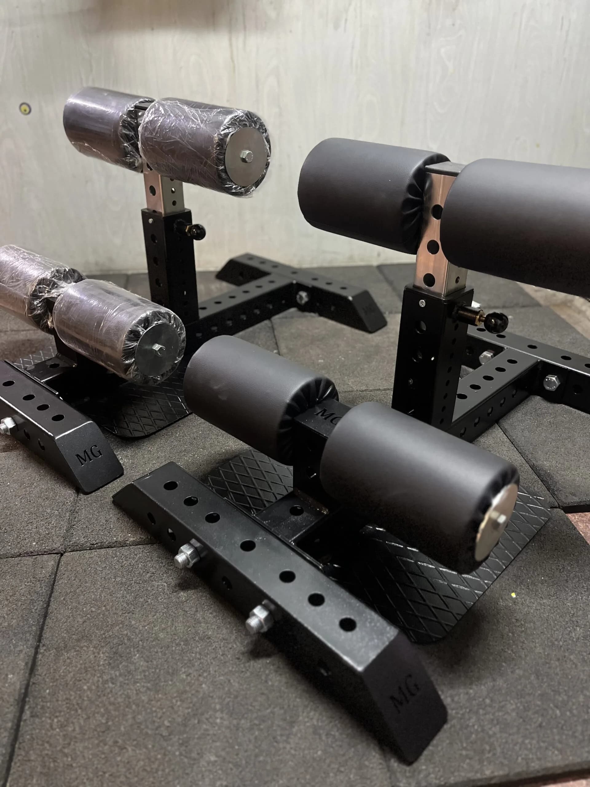 Sissy-Squat-Bank - Bank - METALGYM