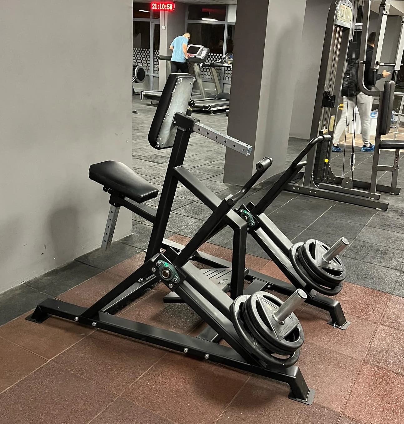 Seated Row Maschine - Scheibenbelastete Maschinen - METALGYM